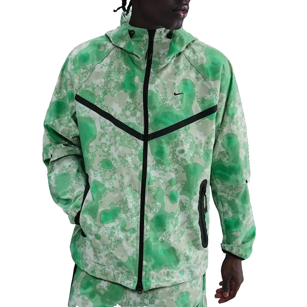 Nike Tech Men's Dri-FIT Woven Camo Windrunner Hooded Jacket Size L RRP £110
